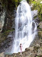 Водопад Махунцети фото